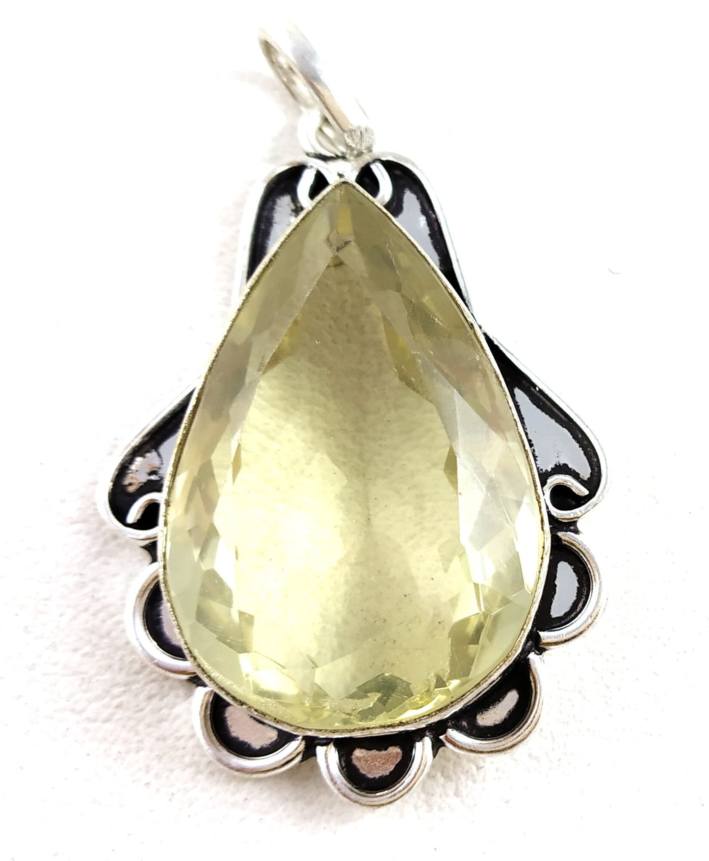 Awesome Quality Lemon Quartz Pear Shape Pendant,Lemon Pendant,Silver Plated Pendant,Size 21x31MM,Pear Shape Pendant,Unique Design Pendant