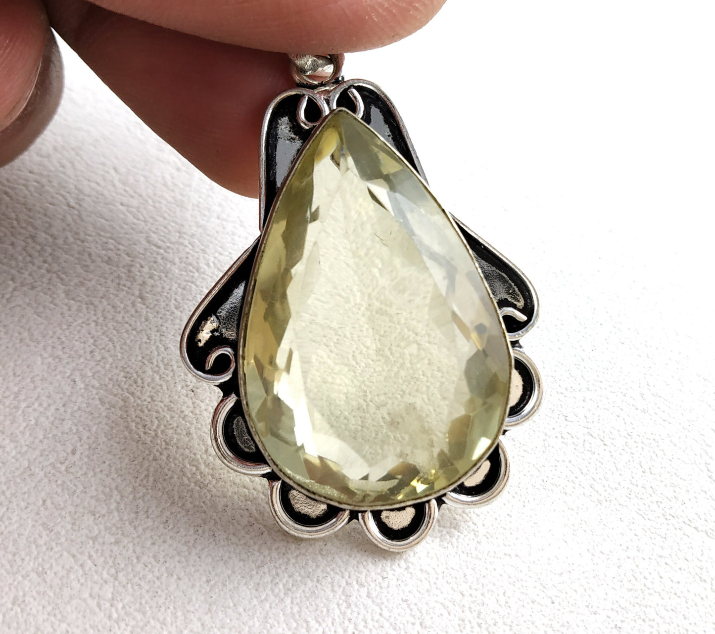 Awesome Quality Lemon Quartz Pear Shape Pendant,Lemon Pendant,Silver Plated Pendant,Size 21x31MM,Pear Shape Pendant,Unique Design Pendant