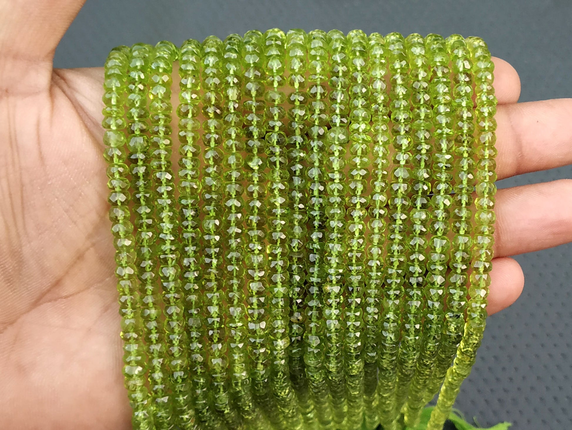 13" Inch Long AAA Quality Natural Peridot,Rondelle Faceted Beads,Size 4 MM Approx Green Peridot Beads,Peridot Gemstone Wholesale Price