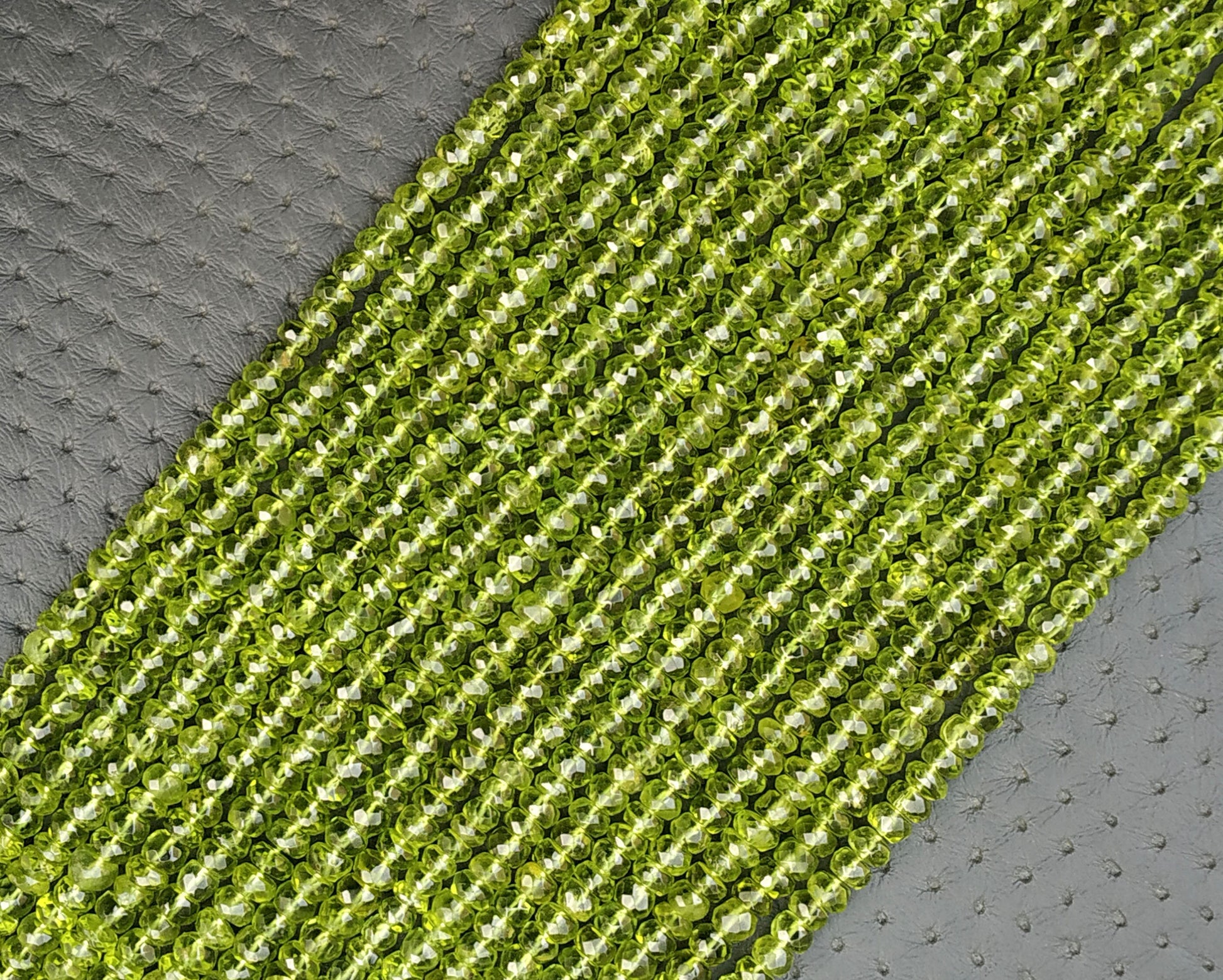 13" Inch Long AAA Quality Natural Peridot,Rondelle Faceted Beads,Size 4 MM Approx Green Peridot Beads,Peridot Gemstone Wholesale Price