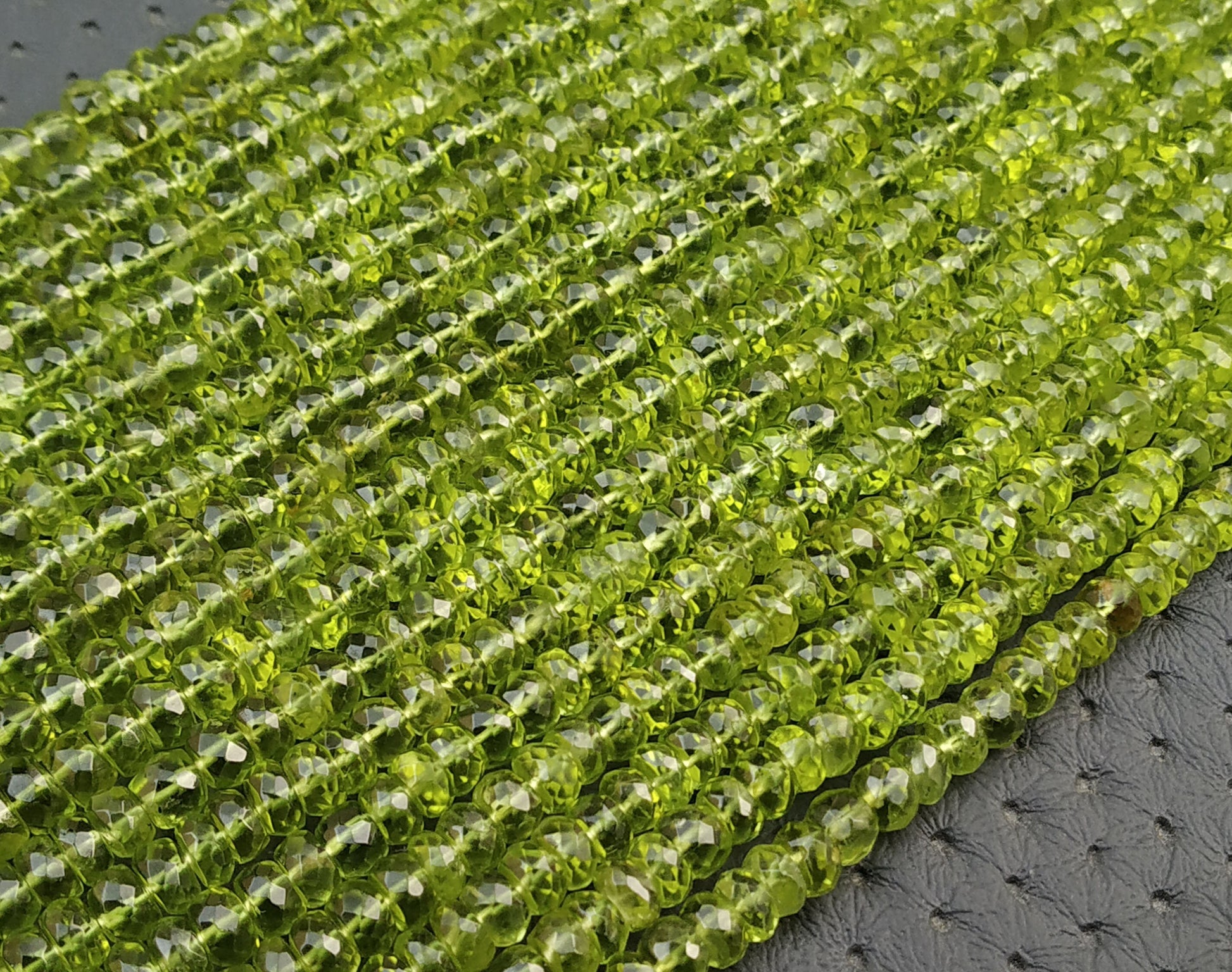 13" Inch Long AAA Quality Natural Peridot,Rondelle Faceted Beads,Size 4 MM Approx Green Peridot Beads,Peridot Gemstone Wholesale Price