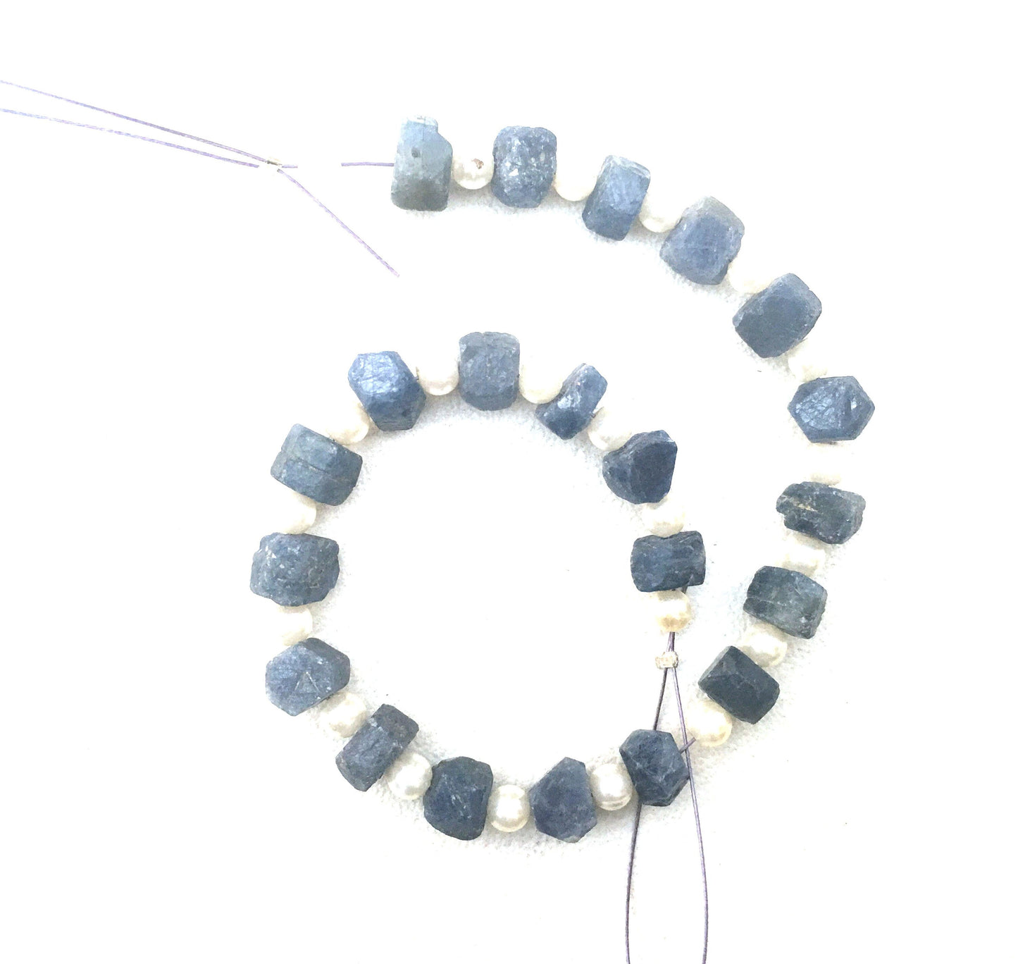 Unique 21 Pieces Top Quality Natural Blue Sapphire Gemstone Rough,Size 6-8 MM,Center Drilled Making Jewelry Raw Material ,Wholesale Price