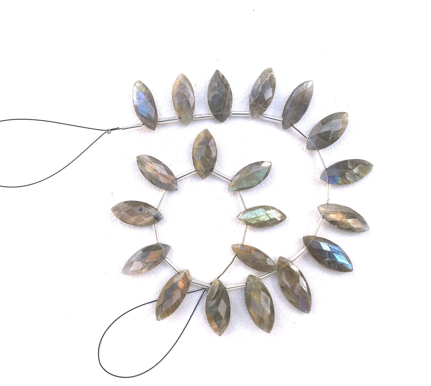 18 Pieces 1 Strand Natural Labradorite Gemstone,Briolette Beads Faceted Marquise Shape,Blue Flash Size 7x17-9x21 MM,Making Jewelry Wholesale