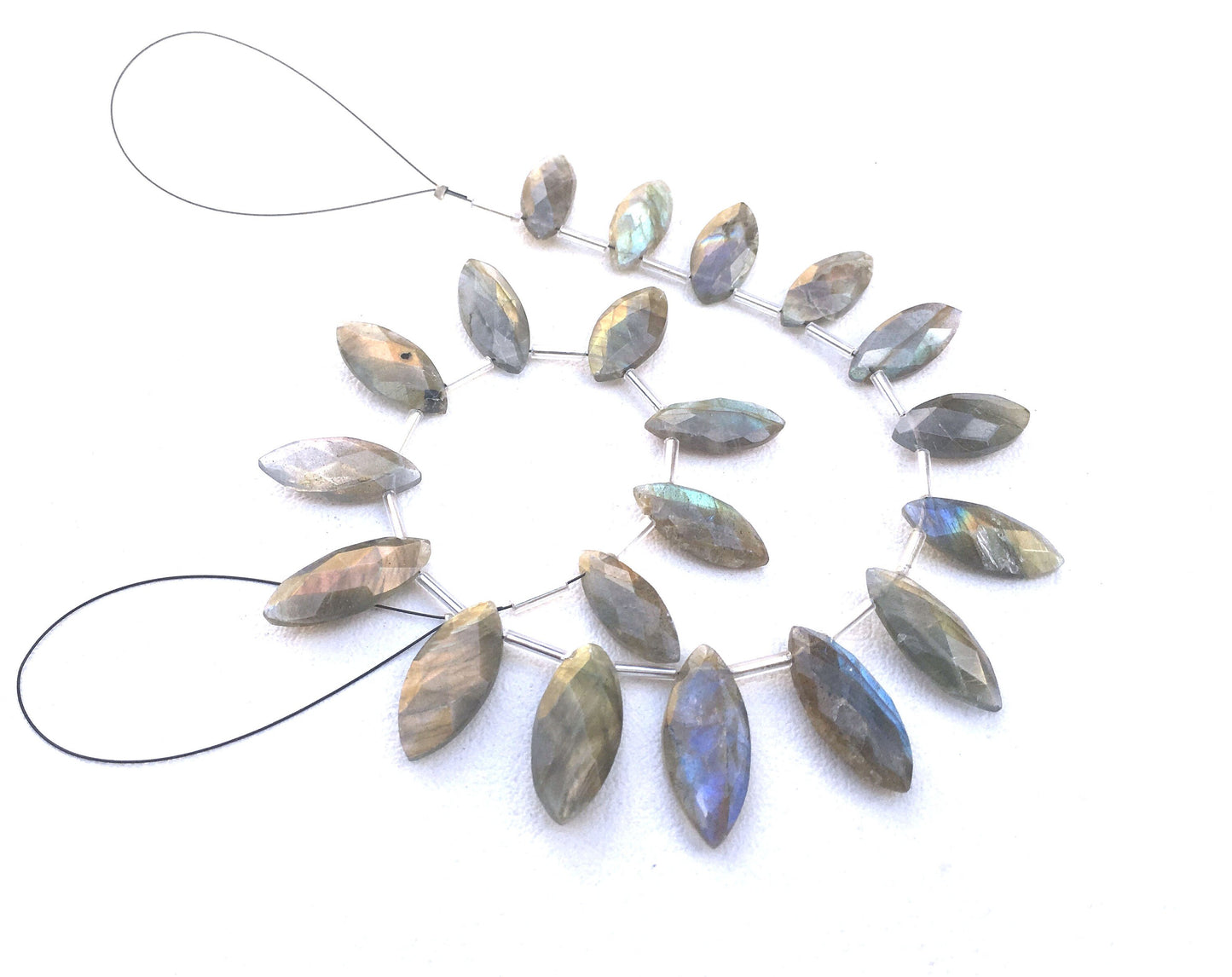 18 Pieces 1 Strand Natural Labradorite Gemstone,Briolette Beads Faceted Marquise Shape,Blue Flash Size 7x17-9x21 MM,Making Jewelry Wholesale