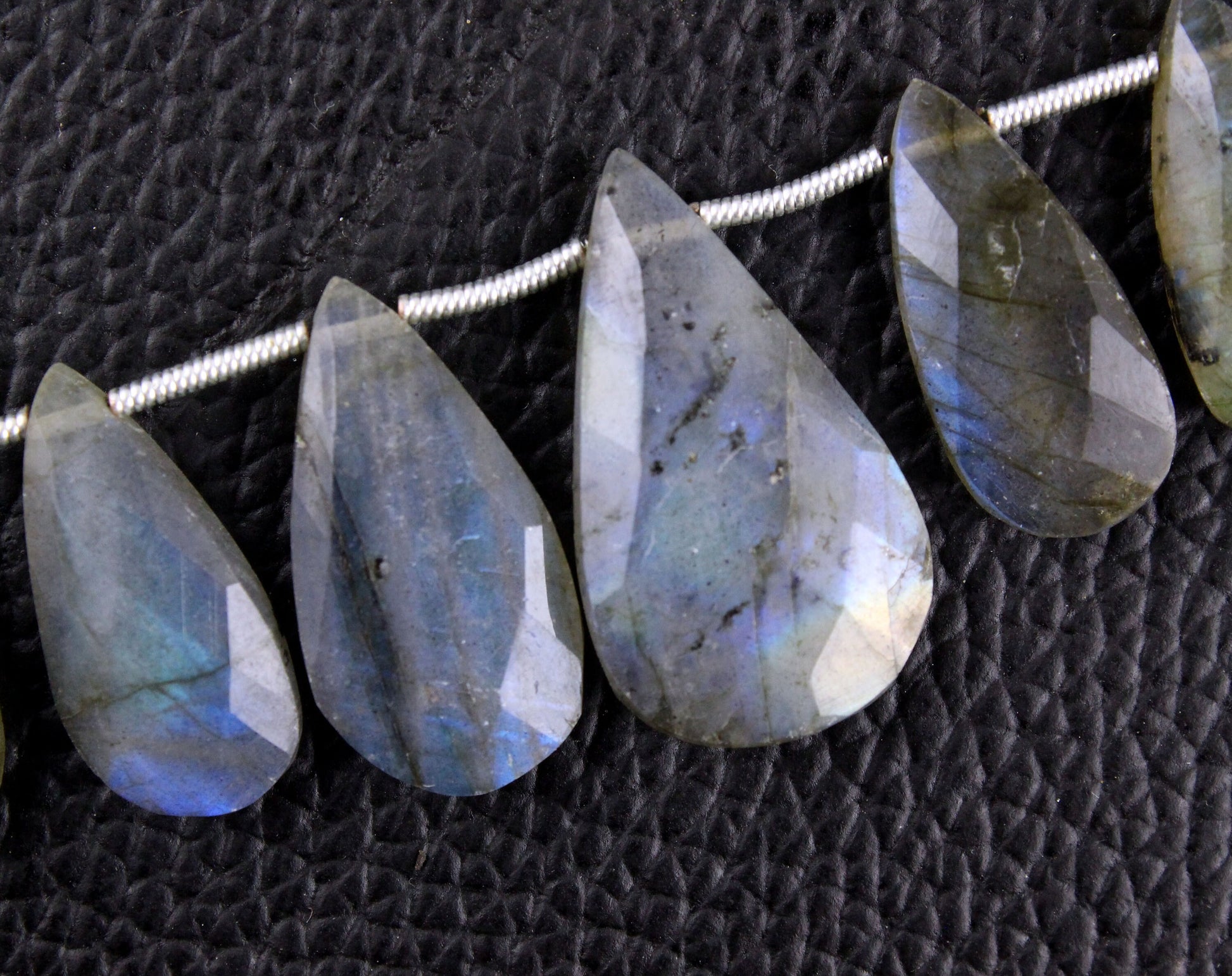 Genuine quality 19 pieces Natural Labradorite Gemstone,Faceted Pear Shape Size 6x11-14x22 MM,Briolette Beads,Blue Flashy Making Jewelry