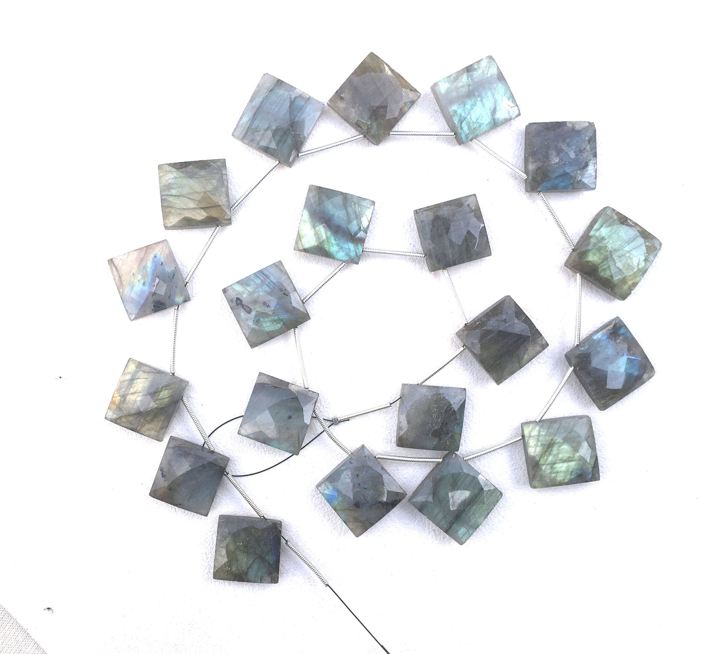 AAA Quality 1 Strand Labradorite Gemstone,Square Shape Briolettes Beads,15-17 MM,Faceted Beads 18 Pieces Blue Flashy Square Wholesale Price