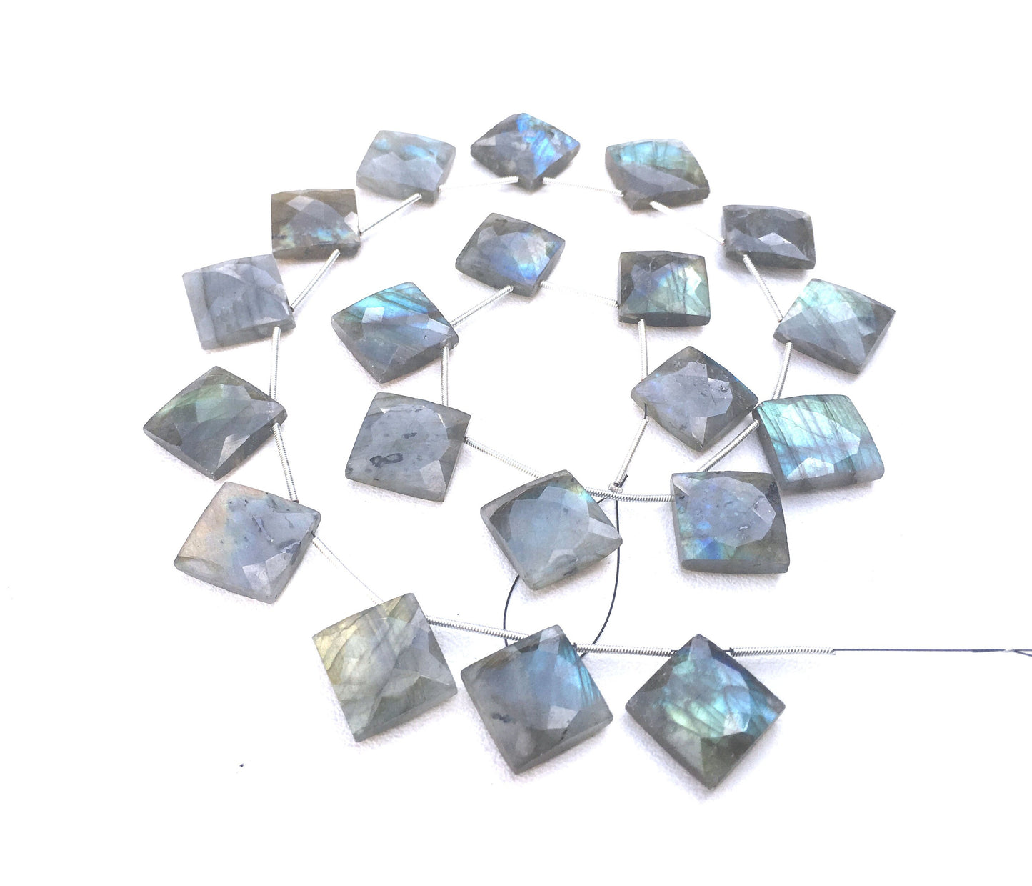 AAA Quality 1 Strand Labradorite Gemstone,Square Shape Briolettes Beads,15-17 MM,Faceted Beads 18 Pieces Blue Flashy Square Wholesale Price