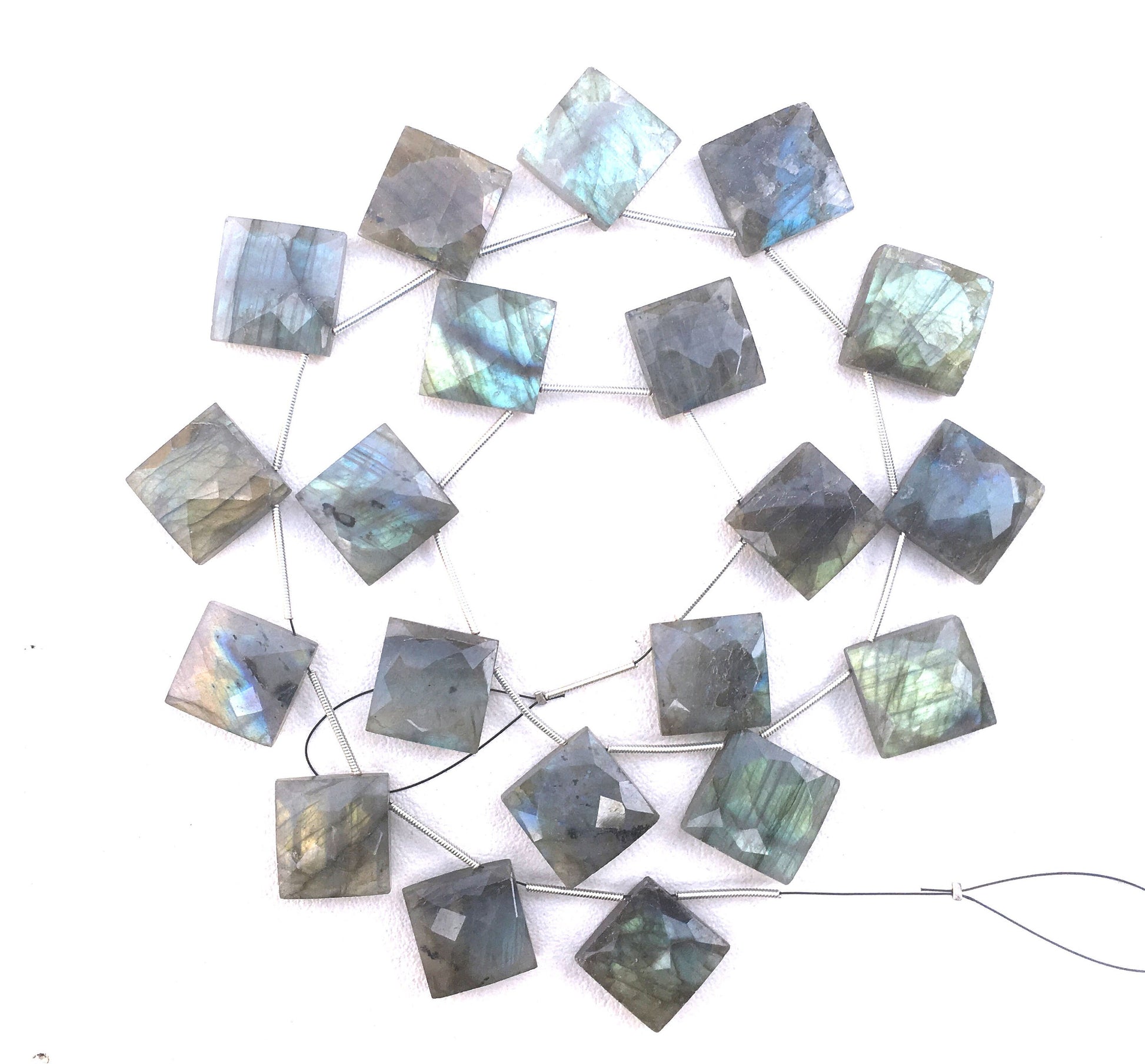 AAA Quality 1 Strand Labradorite Gemstone,Square Shape Briolettes Beads,15-17 MM,Faceted Beads 18 Pieces Blue Flashy Square Wholesale Price