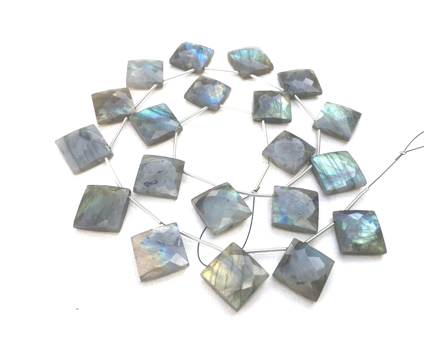 AAA Quality 1 Strand Labradorite Gemstone,Square Shape Briolettes Beads,15-17 MM,Faceted Beads 18 Pieces Blue Flashy Square Wholesale Price