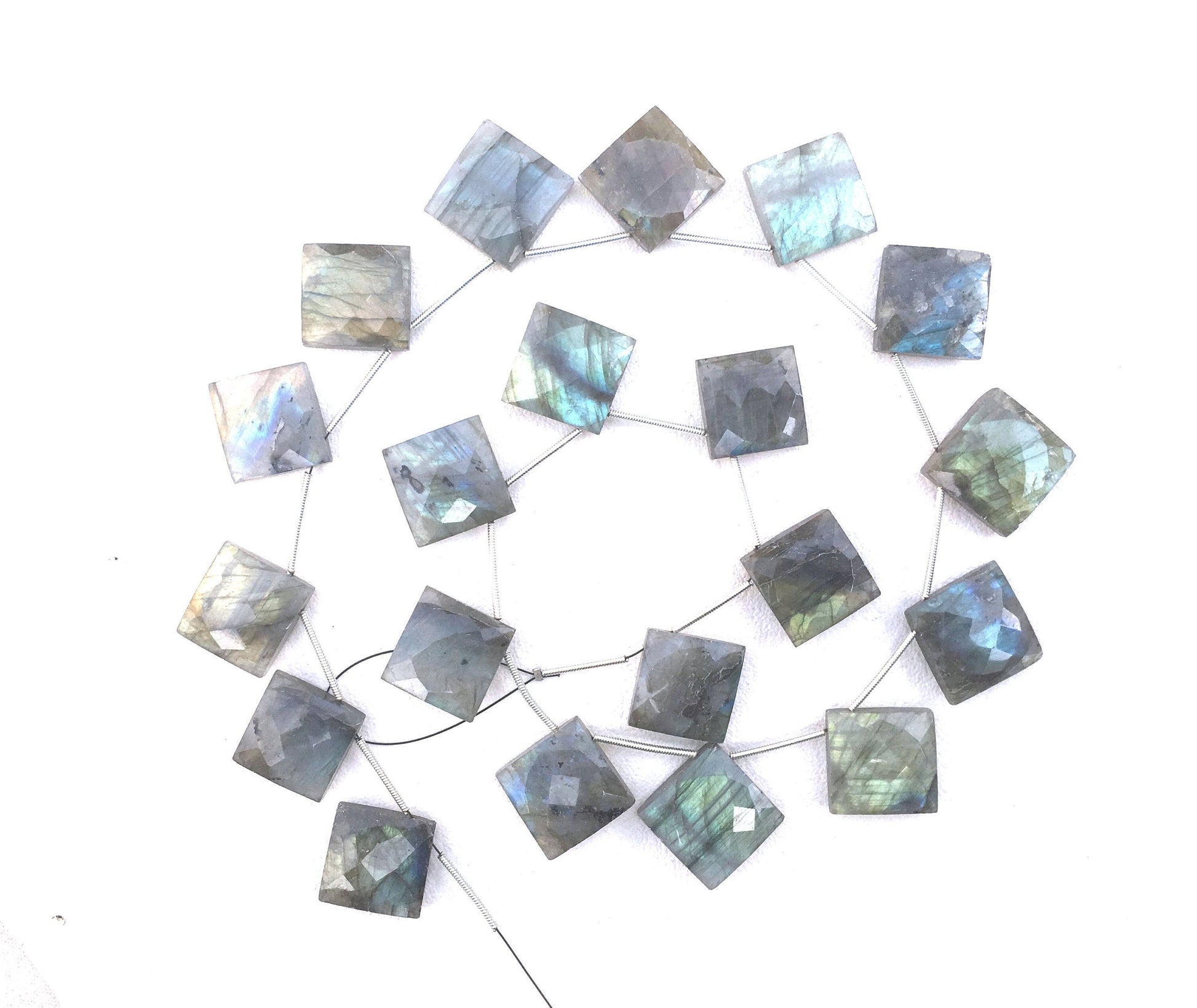 AAA Quality 1 Strand Labradorite Gemstone,Square Shape Briolettes Beads,15-17 MM,Faceted Beads 18 Pieces Blue Flashy Square Wholesale Price