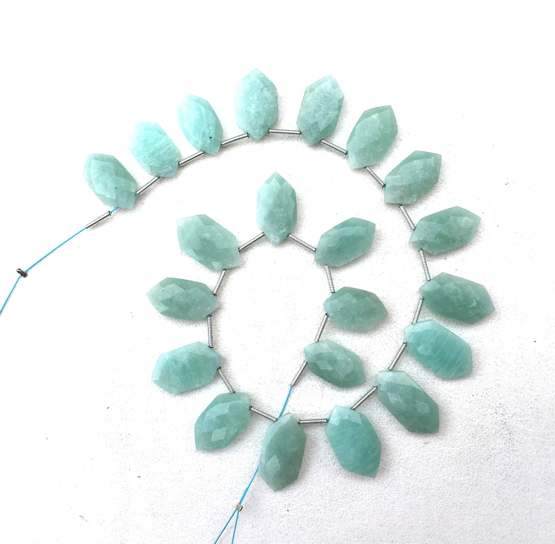 Prominent Gemstone Natural Aquamarine Beautiful Beads,21 Piece Faceted Fancy shape Beads,Size 9x16-11x20 MM Briolette Beads Wholesale Price