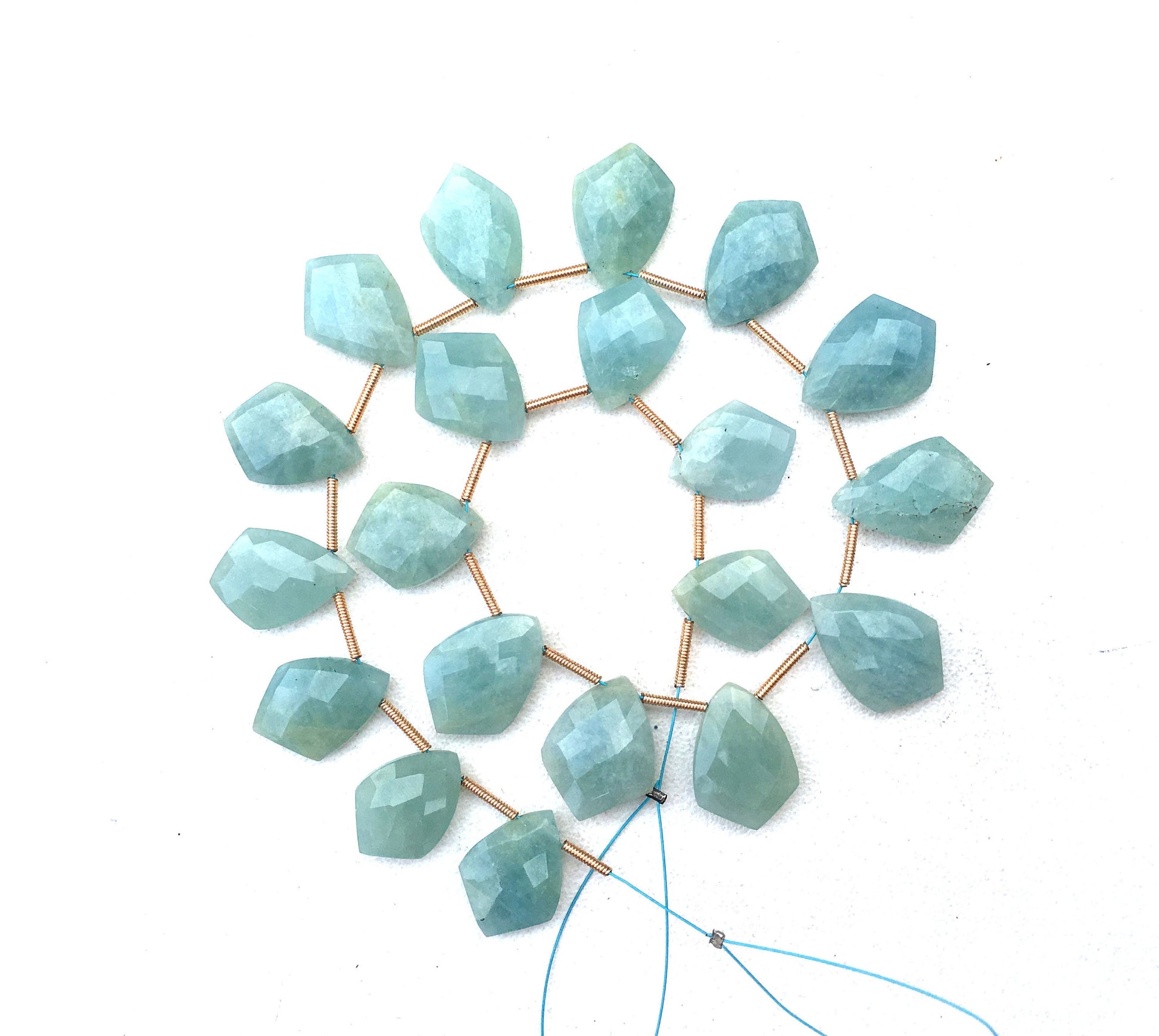 Simply stunning 1 Strand Natural Aquamarine Gemstone,20 Piece Faceted Fancy Shape,Size 12x17-13x20 MM Briolette Beads Wholesale Price