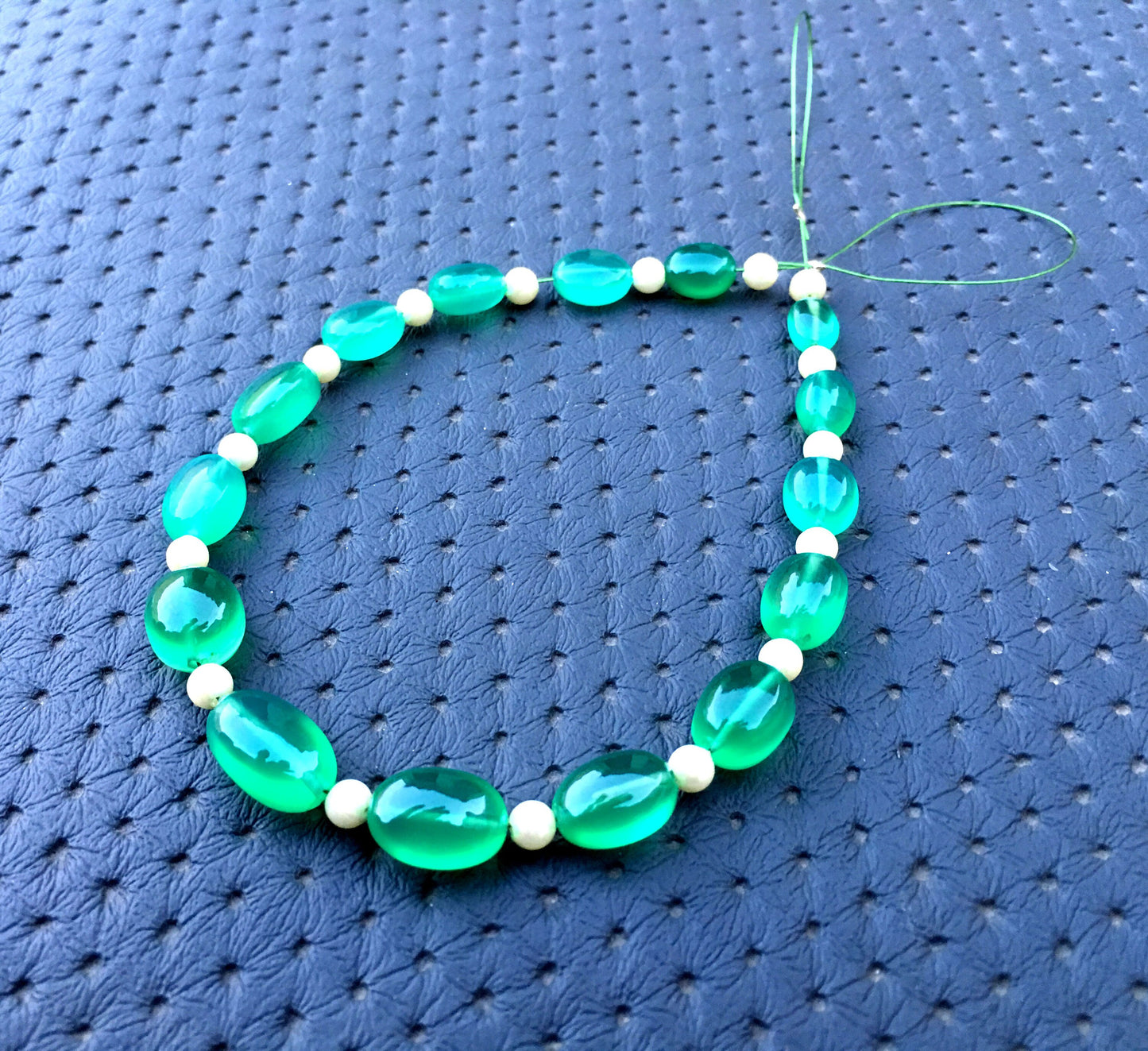 Super Quality 1 Strand Natural Green Onyx Gemstone, Smooth Oval shape Beads, Size 5x7-8x13 MM Green Onyx Oval Beads,Making Jewelry Wholesale