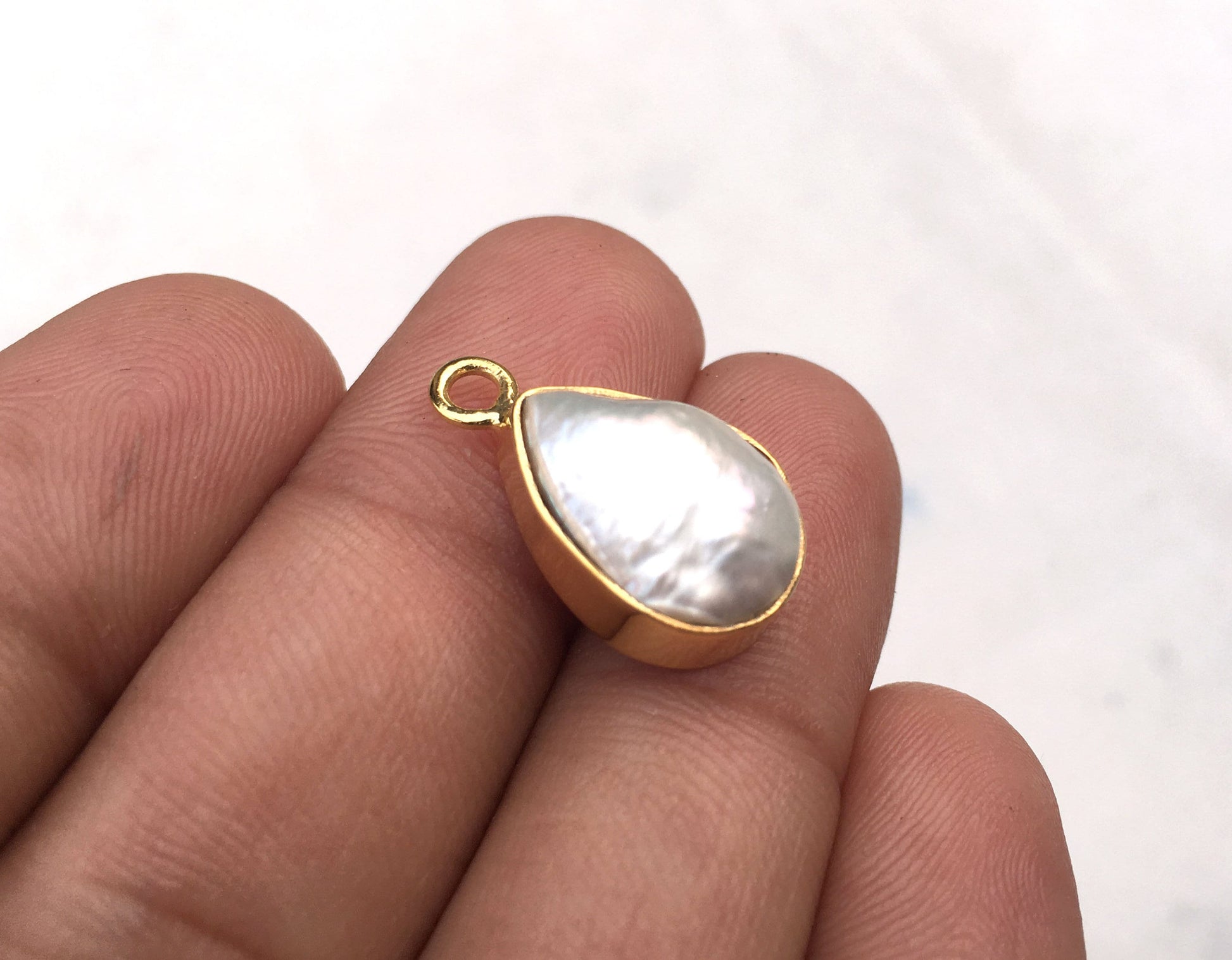 92.5Sterling Silver With Gold Polish Handmade Pendant,Size 11x16 MM Pearl Pendant,Natural Pearl Gemstone,Fresh water Pearl Pendant Wholesale