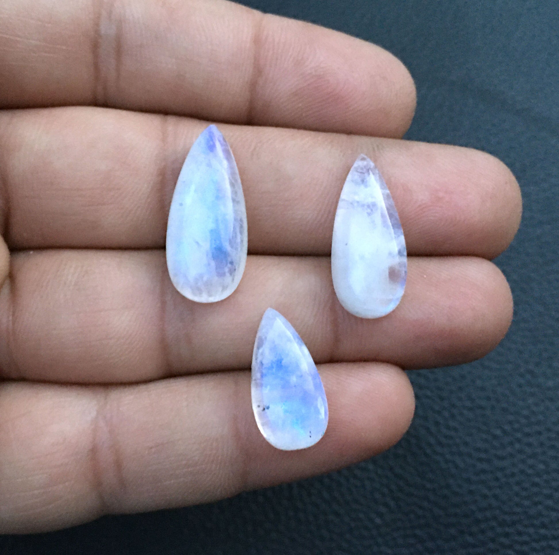 Wonderful Selections 3 Pieces Smooth Pear shape Cabochons, Natural Rainbow Moonstone Gemstone,High Quality Size 9x18-10x21 MM Moonstone