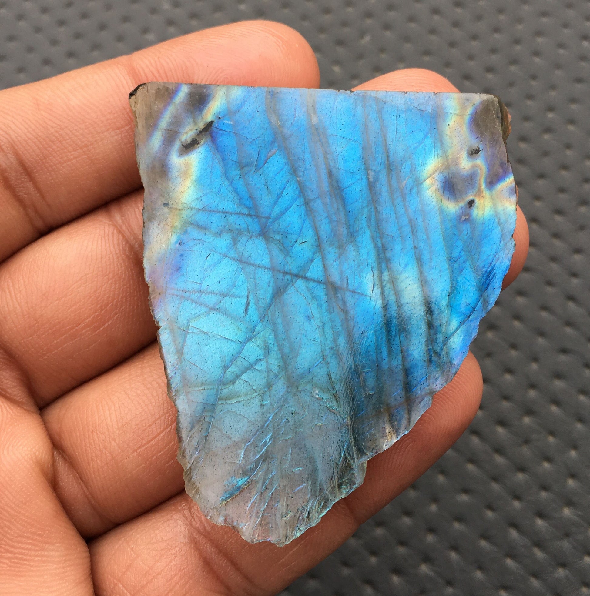 Blue Flashes Are Prominent Natural Blue Fire Labradorite Raw Gemstone,Polished Labradorite Raw Specimens Size 55x64 MM Labradorite Raw Stone