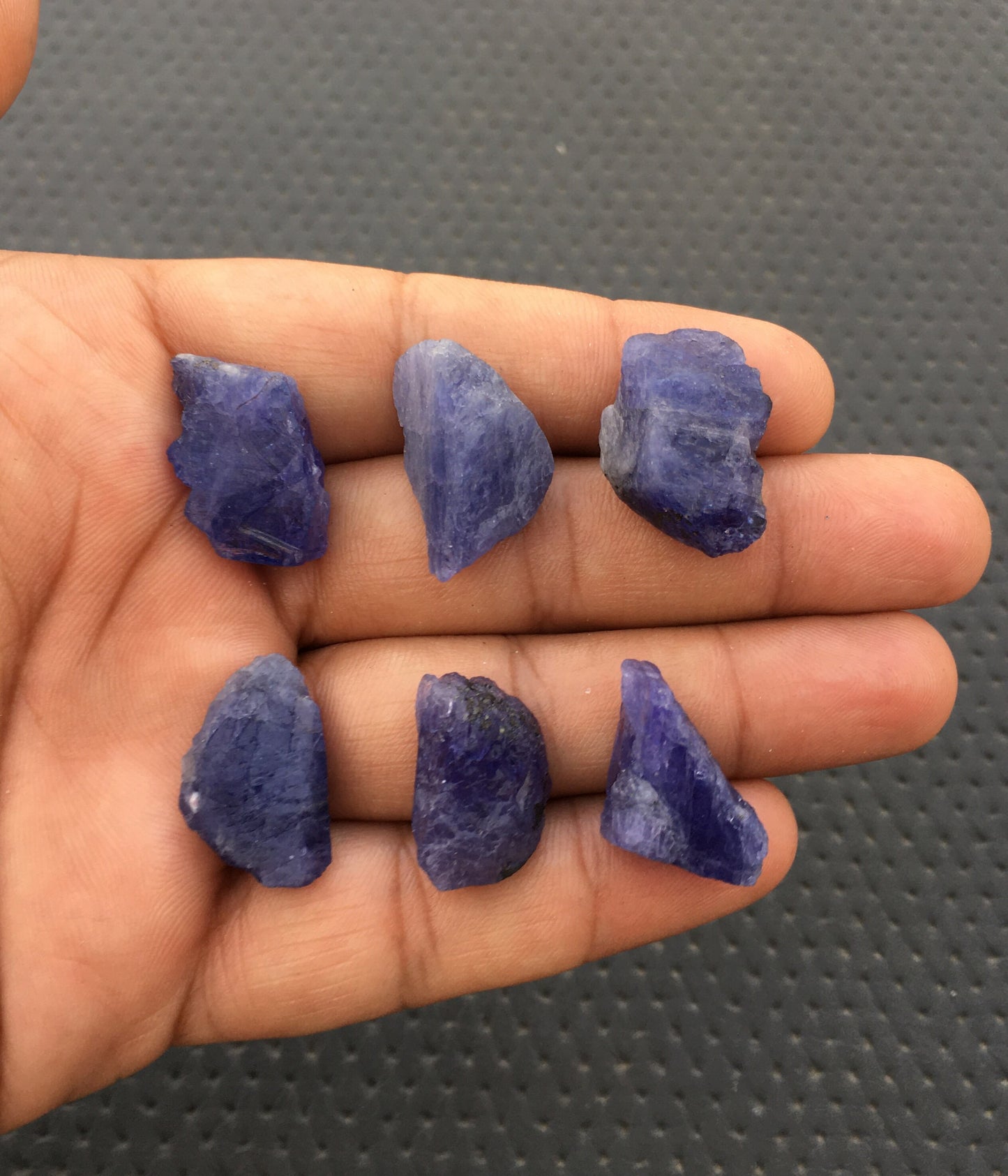 Semi Precious Rough Tanzanite Specimen 6 Pieces Rough Natural Tanzanite Gemstone, Specimen Rough, Size 13x18-16x22 MM Tanzanite Wholesale