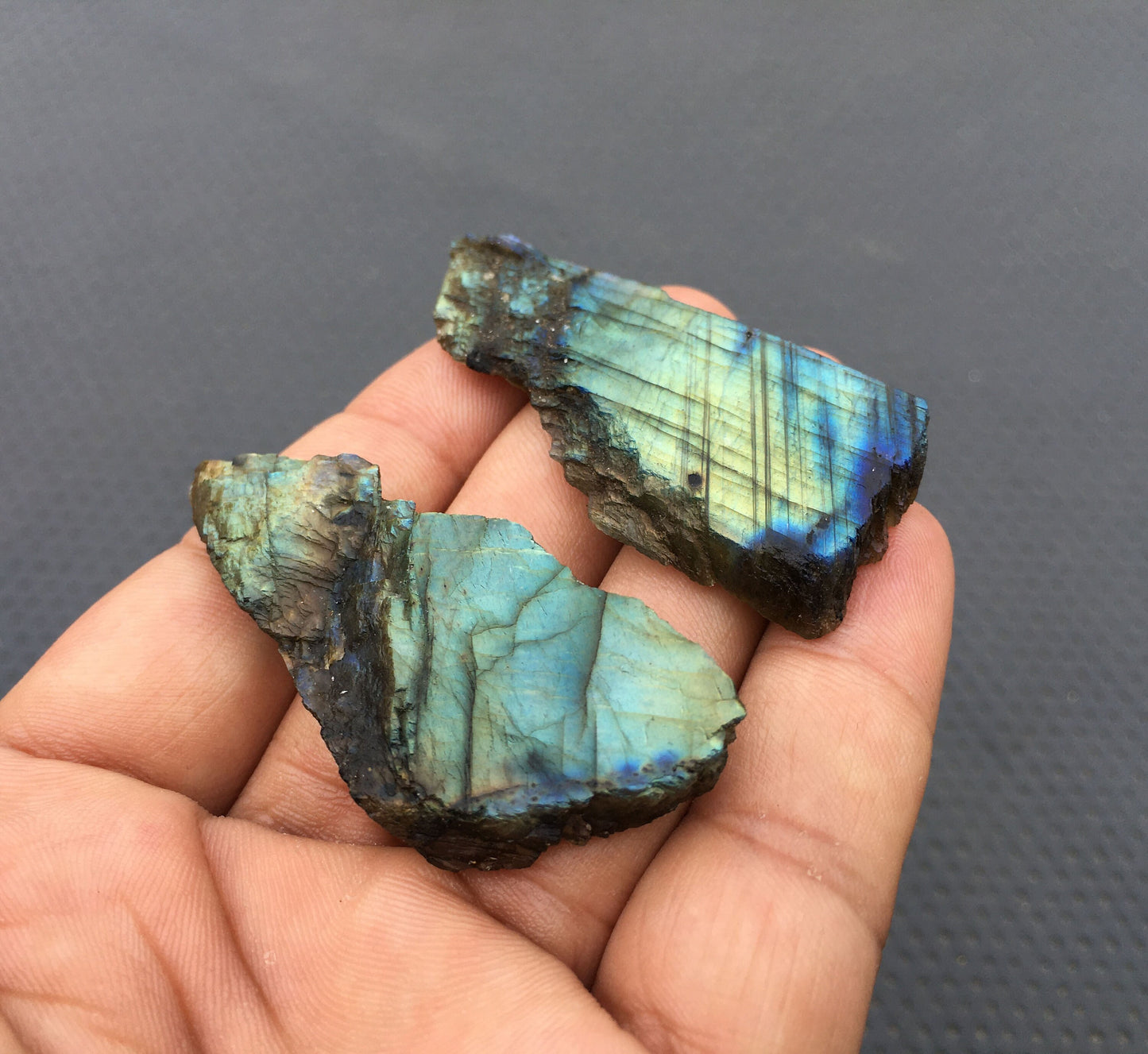 Super Fine Quality Natural Labradorite Rough Slice,Labradorite Raw Specimens,Flashy Specimen Rough,Size 25x57-25x60 MM Labradorite Wholesale