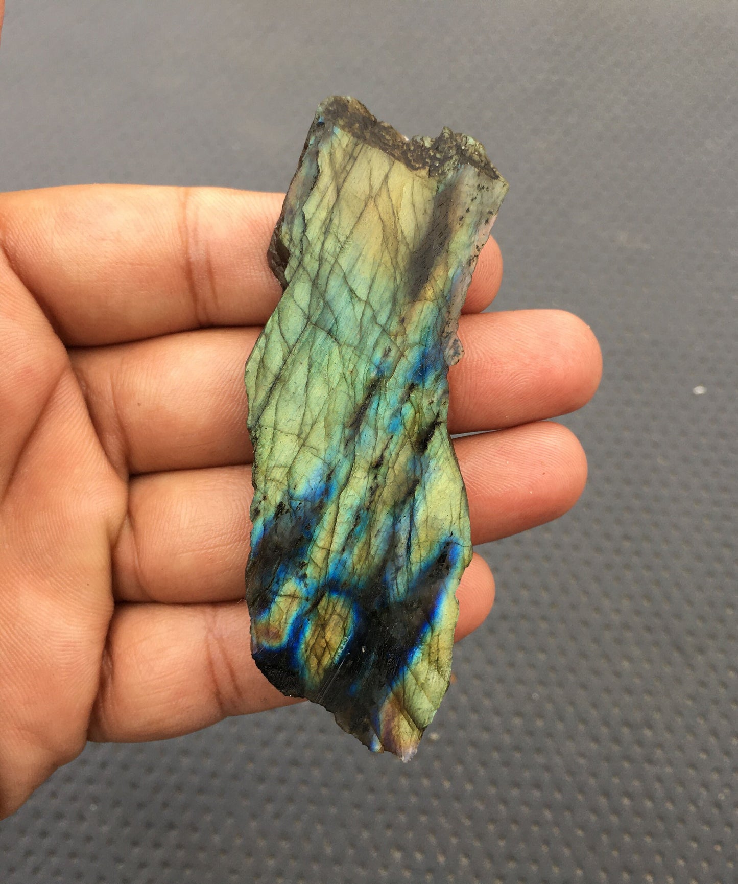 High quality Specimen Blue Flash 1 Piece Natural Labradorite Gemstone,Blue Flash Size 27x85 MM Genuine Blue Flashy Raw Labradorite Specimen