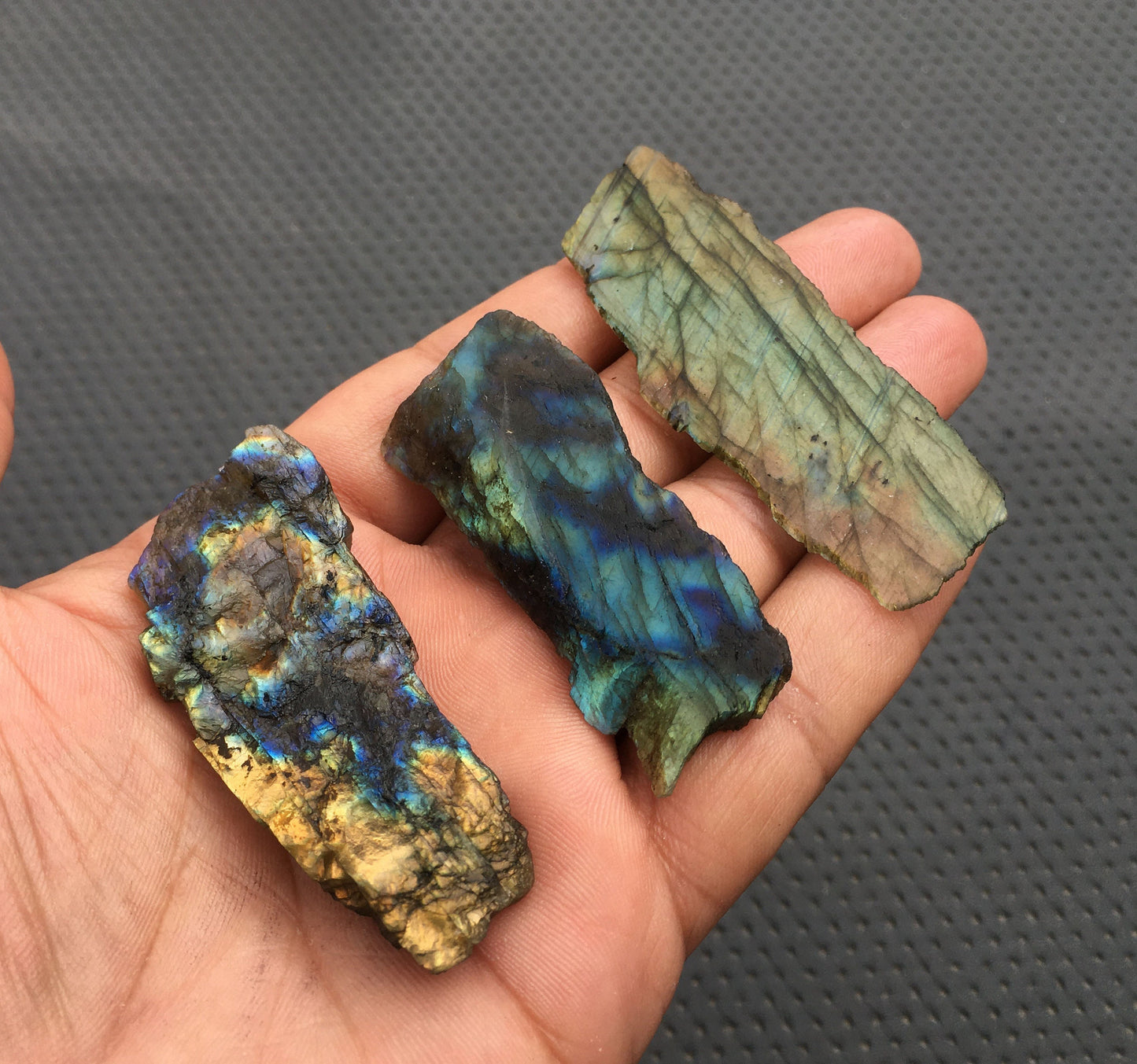 Best Starter Rock Collection 3 Pieces Natural Labradorite Rough Gemstone,Size 20x60-24x70 MM Blue Fire Specimen Rough Labradorite Raw Slice