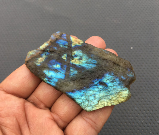 So Amazing 1 Pieces Natural Labradorite Specimen Rough, High Quality Specimen Gemstone,Size 41x77 MM Labradorite Specimen Garden Stone Raw