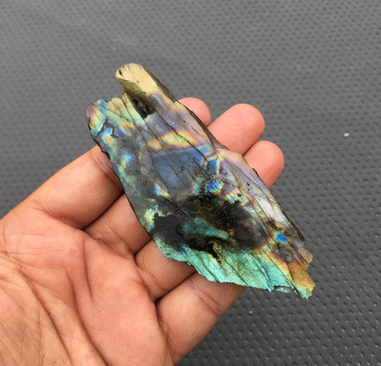 Wonderful Selections 1 Pieces Amazing Raw Specimen,Natural Labradorite Rough Gemstone,Size 40x100 MM Blue Fire Specimen Rough Labradorite