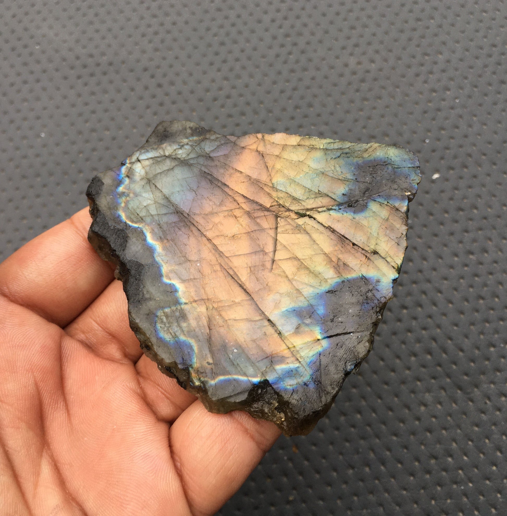 CABBING ROUGH Specimen Raw Natural Labradorite Gemstone,Size 69x79 MM Blue Flashy Making Raw Jewelry Wholesale Labradorite Specimen Rough