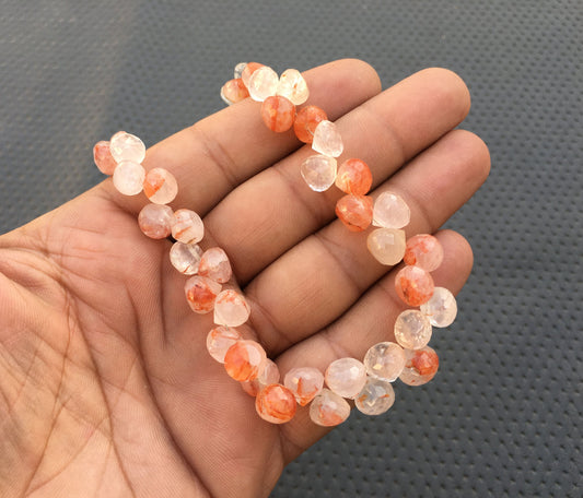 Genuine Quality Beautiful 1 strand Natural Grophy Quartz Gemstone 40 Pieces Faceted Onion Shape 8-9 MM Making Jewelry Grophy Beads Wholesale