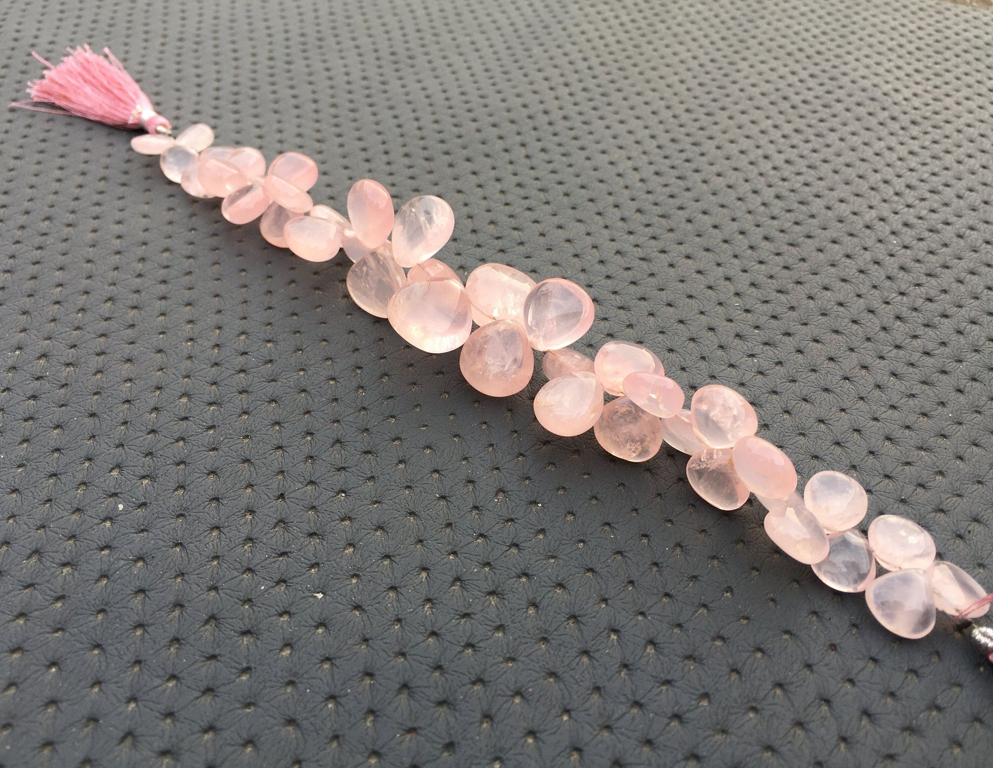 Rose quartz Stone of Love Peace 37 Pieces Smooth Heart Bead 1 Strand Natural Rose Quartz Gemstone Pink Quartz Stone Size 10-16 MM Wholesale