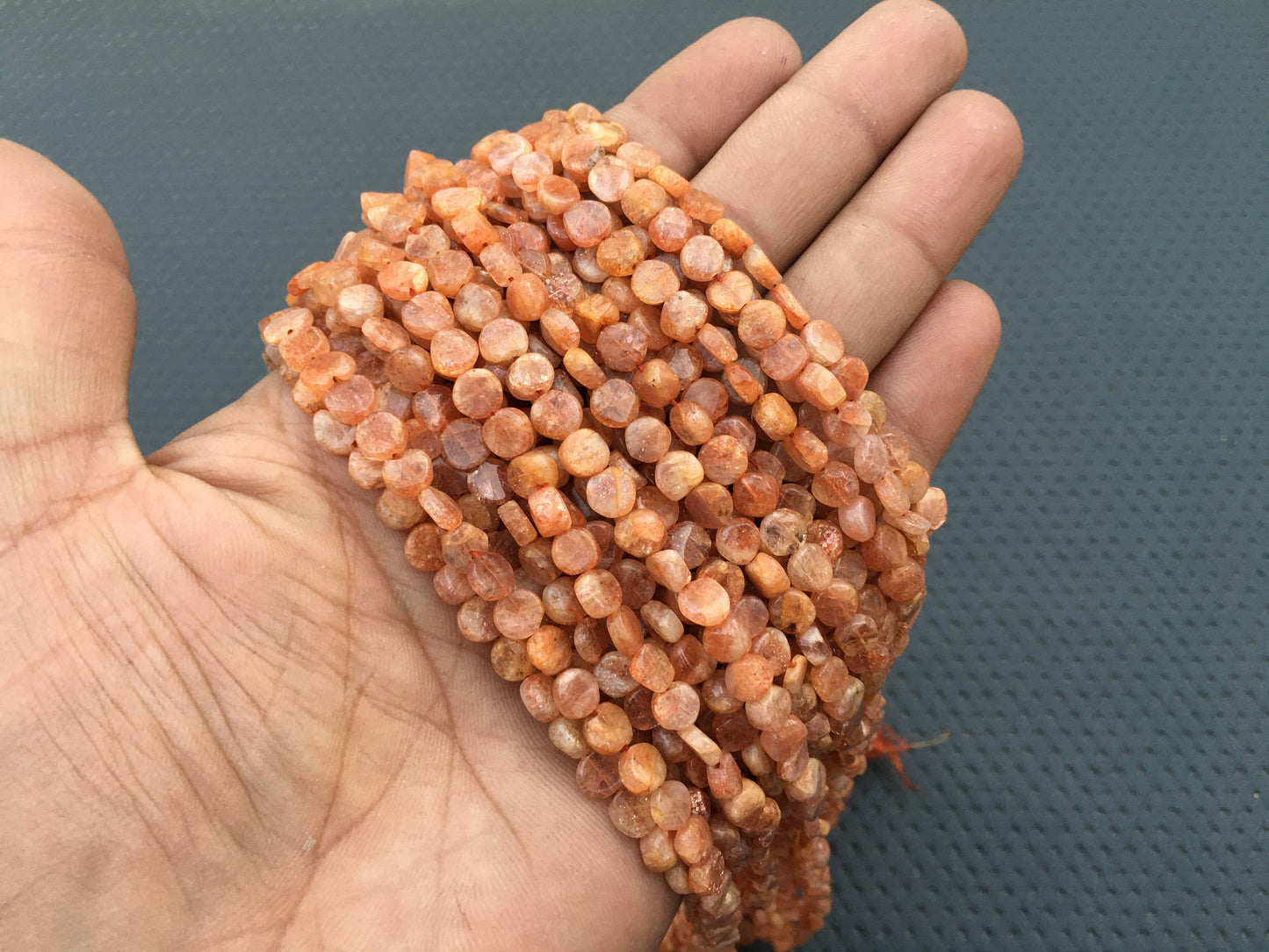 13"Long strand Smooth Coin shape Briolette Smooth Bead Natural Sunstone Best Quality Gemstone Coin Beads Size 5-6 MM Making Sunstone Jewelry