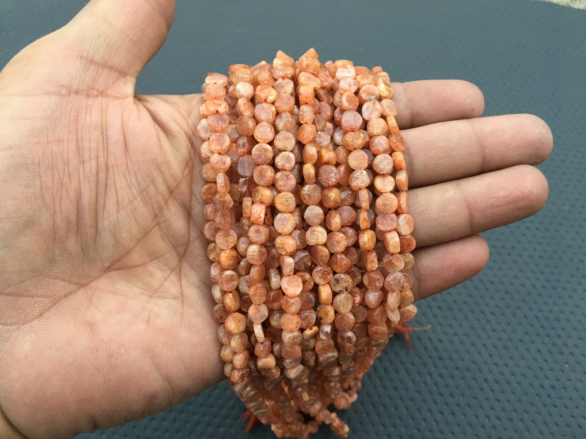 13"Long strand Smooth Coin shape Briolette Smooth Bead Natural Sunstone Best Quality Gemstone Coin Beads Size 5-6 MM Making Sunstone Jewelry