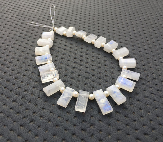 Awesome Quality Dome Baguette 21 Piece Natural Rainbow Moonstone Size 5.5x10-7.5x16.5 MM Faceted 21 Piece Rectangle Shape Briolette Beads