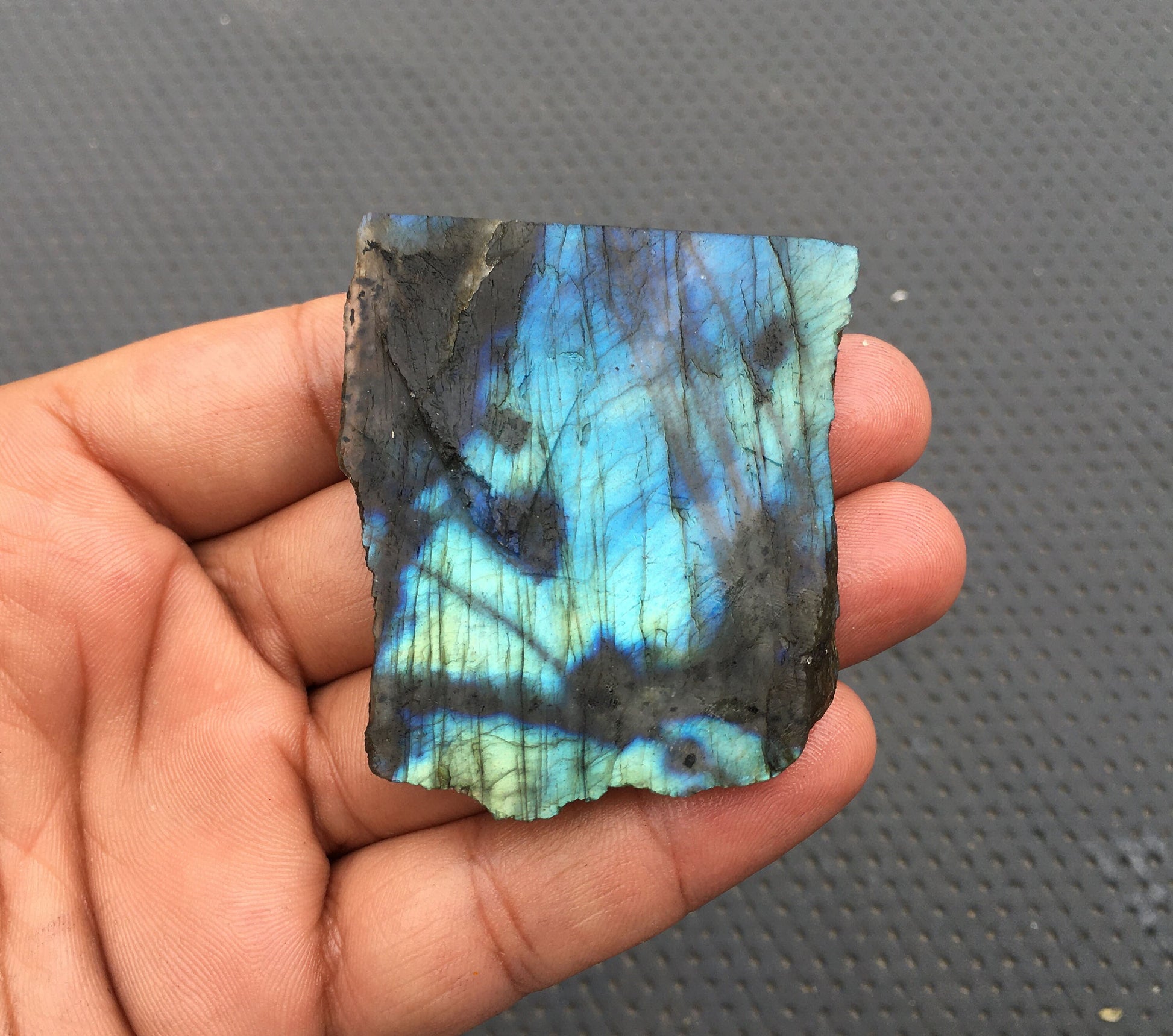 Absolutely Beautiful Stone Blue Flashy Raw 1 Piece Natural Labradorite Gemstone, Specimen Raw,Flashy Raw Specimen,Size 45x53 MM Labradorite