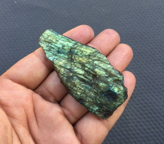 Protection Rough Stone Specimen 1 Piece Raw Natural Labradorite Rough Flashy Gemstone,Size 33x72 MM Rainbow Labradorite FreeForm Specimen