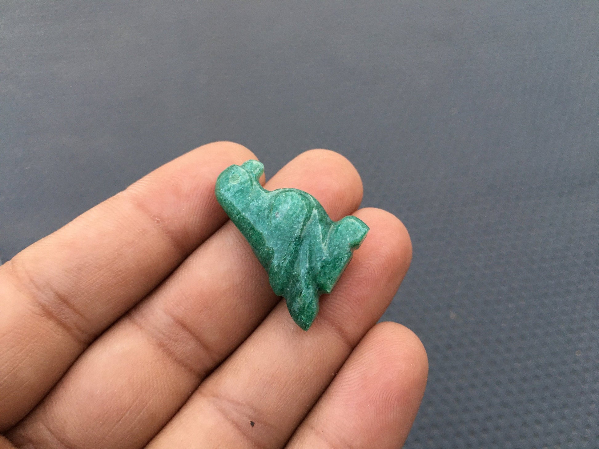 Christmas Occasion 1 Piece Natural Green Aventurine Gemstone Parrot Shape Aventurine Cabs Size 20x27 MM Aventurine Making Jewelry Wholesale